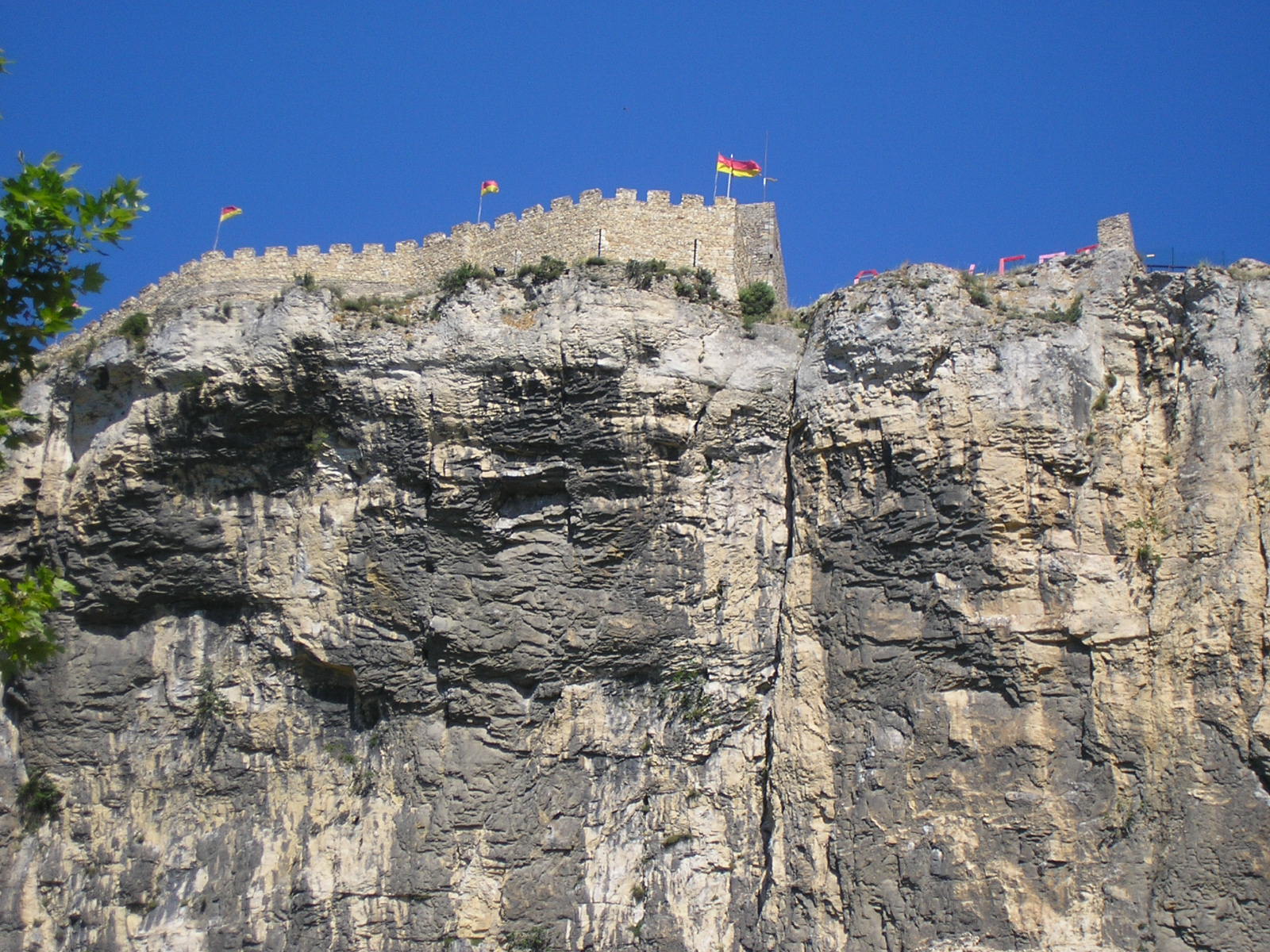 Forteresse de Mornas||||||||