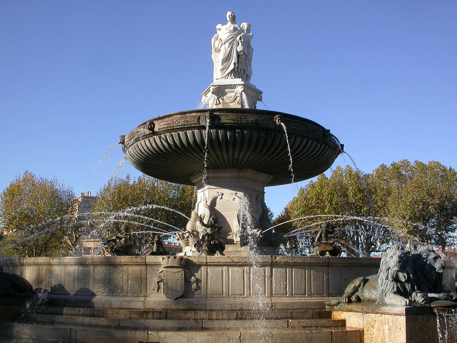 Fontaine de la Rotonde|||Place Albertas