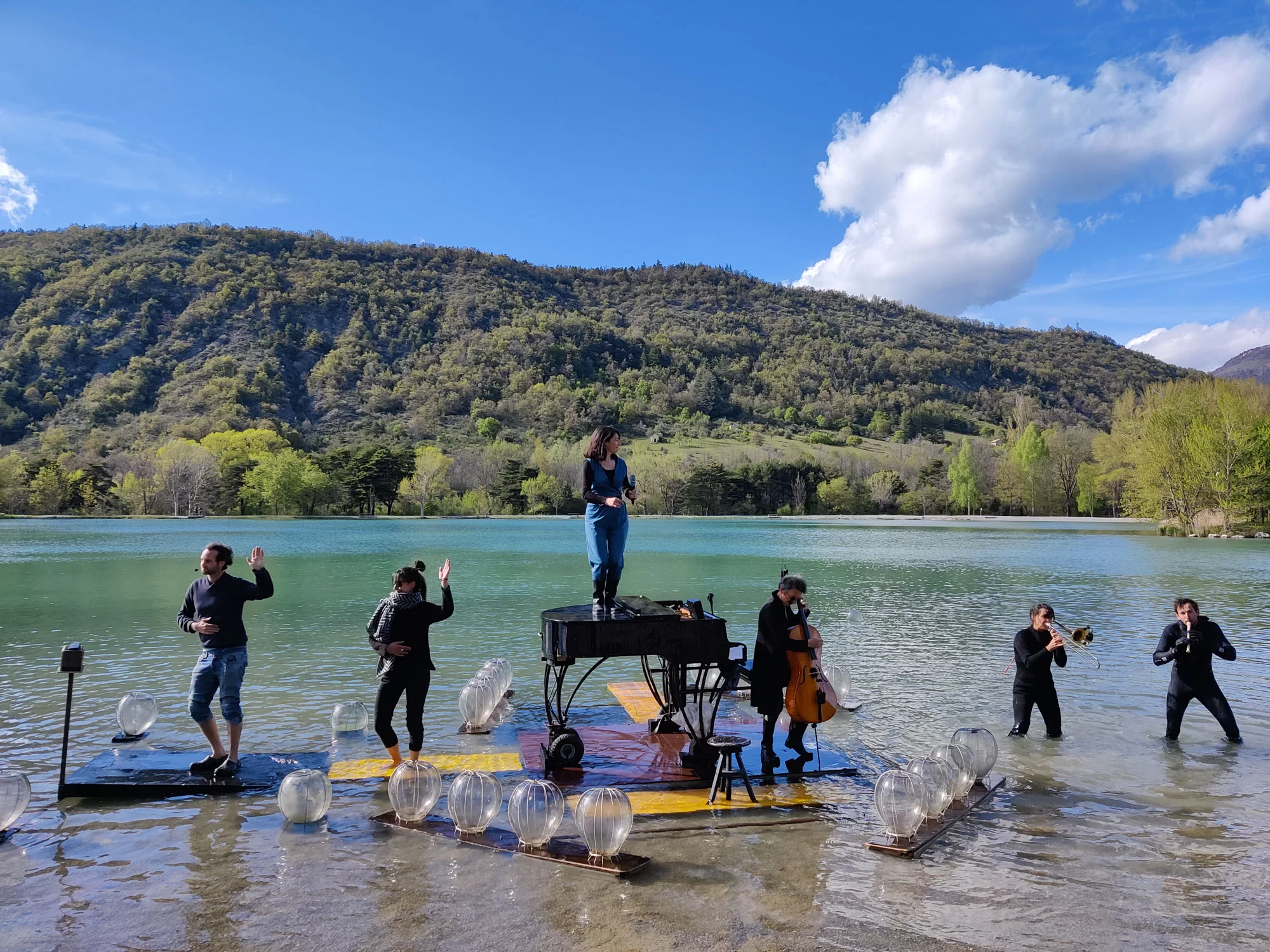 watermuziek in de Provence|||watermuziek in de Provence
